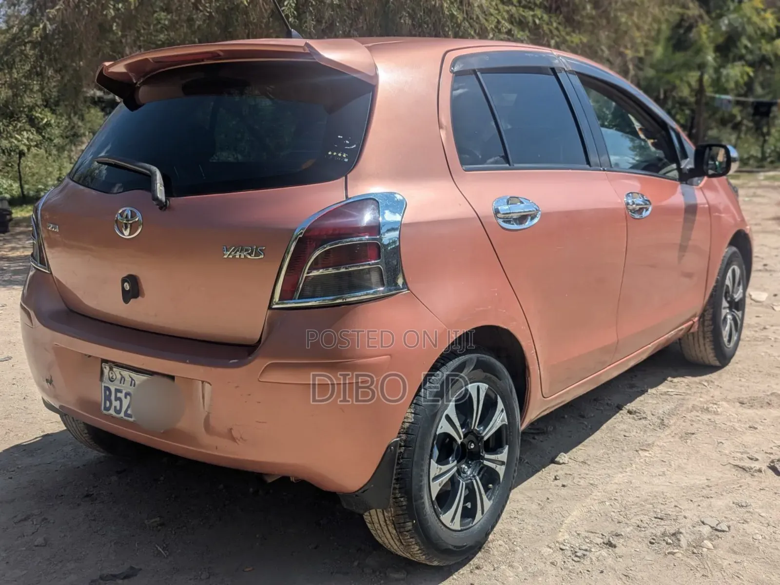 Toyota Yaris Base Hatchback 3dr 2010 Brown