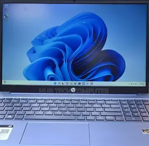 New Laptop HP Pavilion 15 8GB Intel Core I7 SSD 512GB