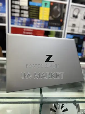 New Laptop HP ZBook Firefly 15 G7 16GB Intel Core I7 SSD 512GB