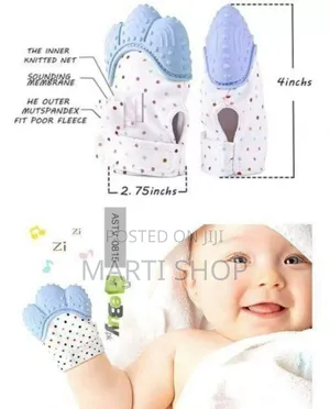 Photo - Baby Teether Silicone Gloves