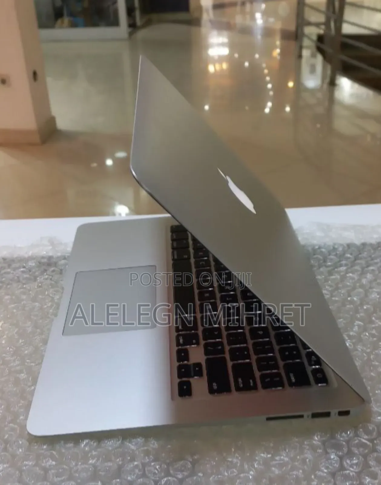 New Laptop Apple MacBook Air 2017 8GB Intel Core I5 SSD 128GB