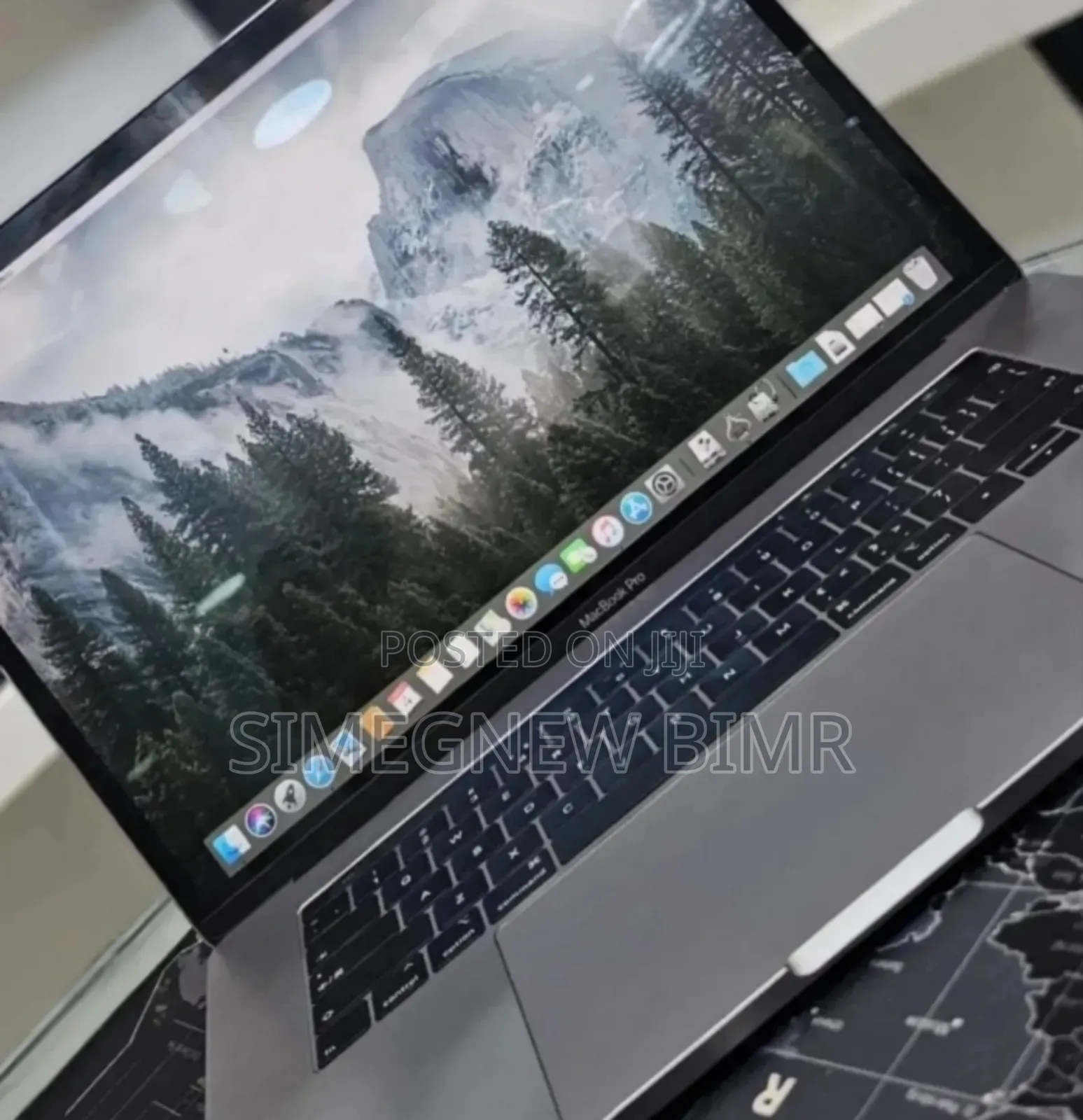 New Laptop Apple MacBook Pro 2019 16GB Intel Core i9 SSD 512GB
