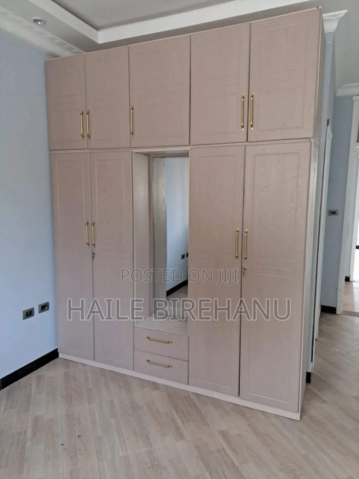 4bdrm Apartment in Yeka for rent