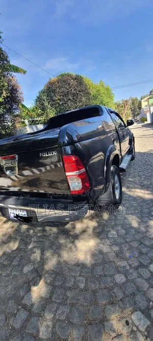 Toyota Hilux 2008 Blue