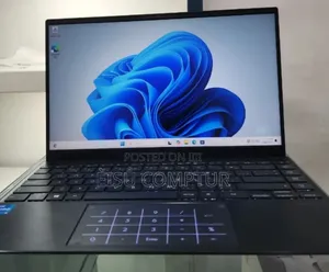 New Laptop Asus ZenBook UX303UA 8GB Intel Core i5 SSD 512GB