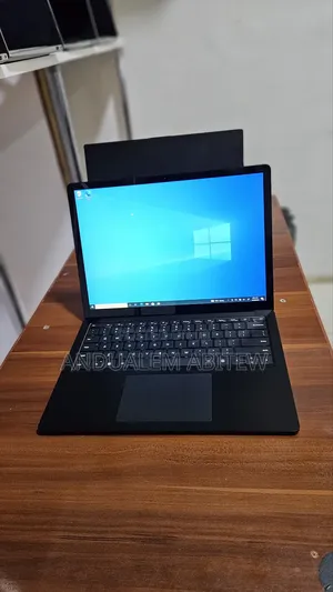 New Laptop Microsoft Surface Laptop 5 16GB Intel Core I7 SSD 256GB