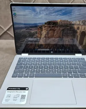 New Laptop HP OmniBook 7 14" 16GB Intel Core 7 SSD 512GB
