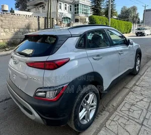 Hyundai Kona 2022 Gray