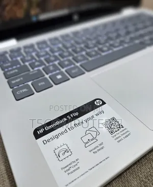 New Laptop HP OmniBook 5 Flip 16GB Intel Core 7 SSD 512GB