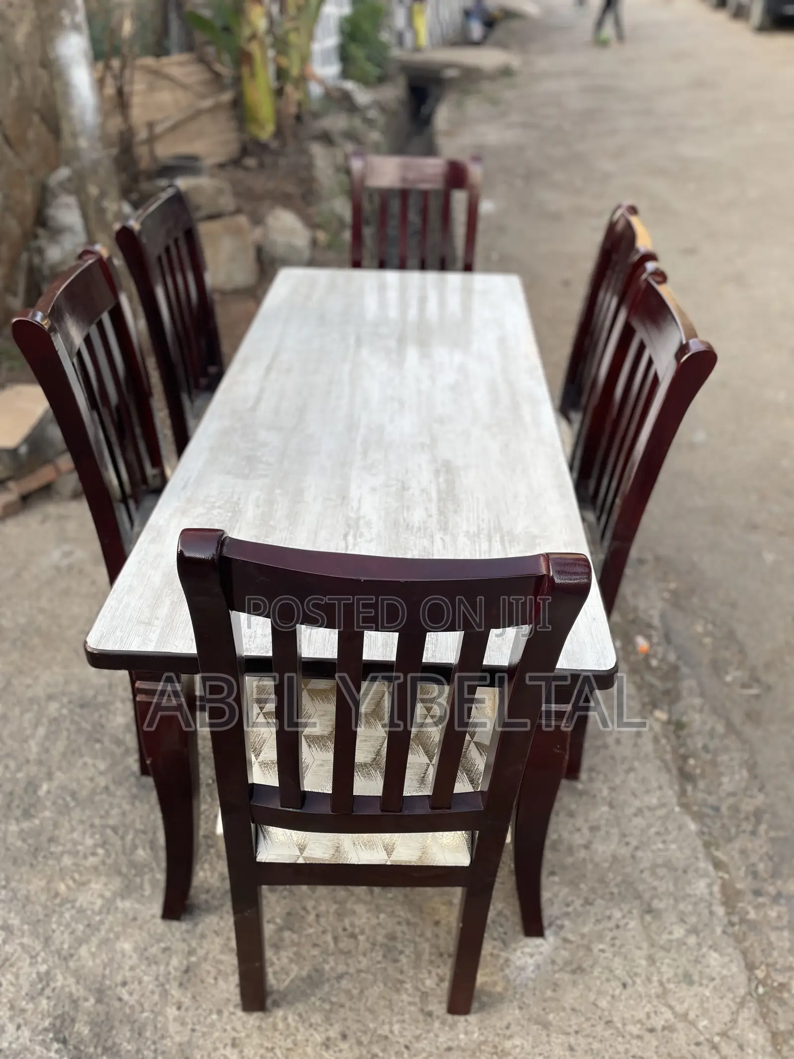 ከዋንዛ እንጨት የተሰራ አይተው ወደው የሚወስዱት ባለ ስድስት መቀመጫ በ55ሺ ብር ያሉበት እናደርሳለን !!