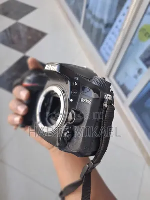 Nikon 7100 Body