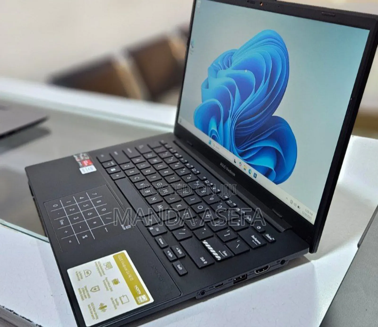 New Laptop Asus 16GB AMD Ryzen 5 SSD 512GB