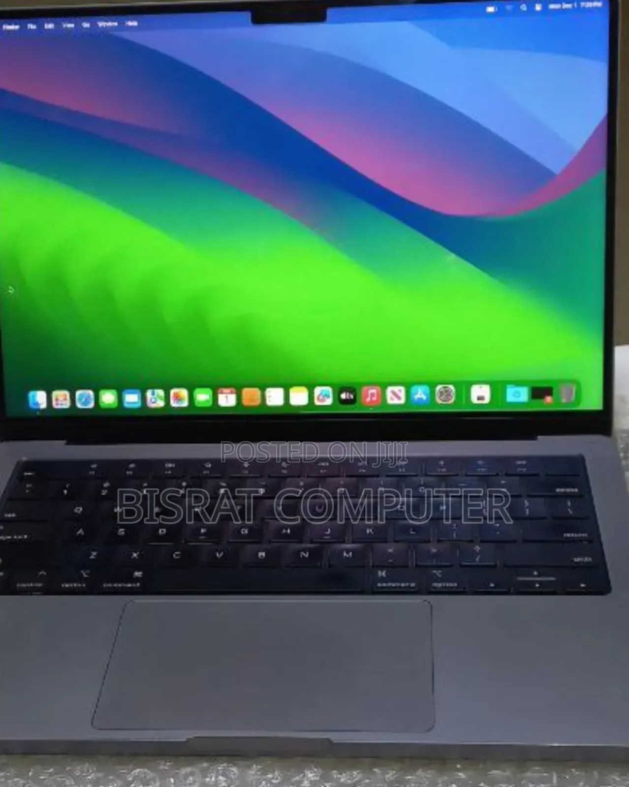 New Laptop Apple MacBook Pro M1 8GB Apple M1 Pro SSD 256GB