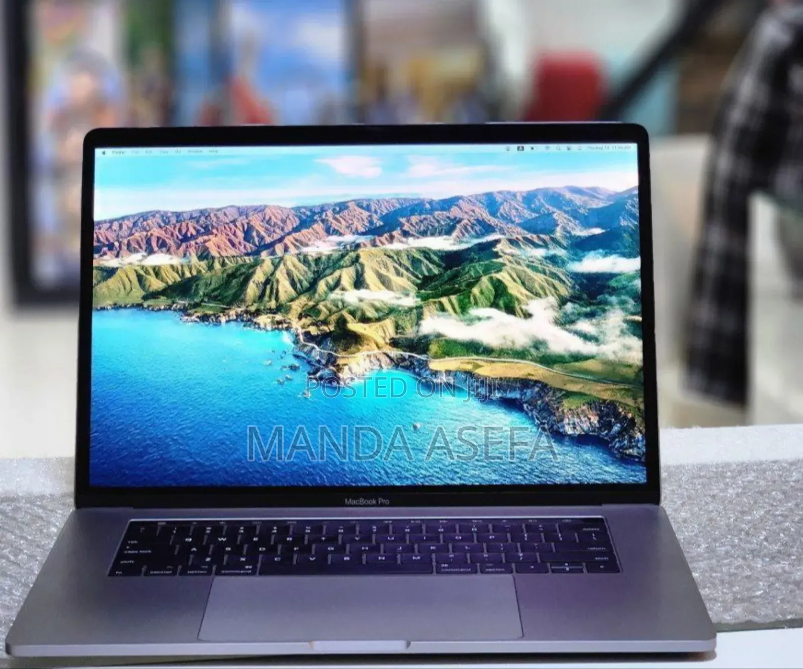 New Laptop Apple MacBook Pro 2017 16GB Intel Core I7 SSD 512GB