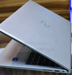 New Laptop Dell Inspiron 15 16GB Intel Core I7 SSD 512GB