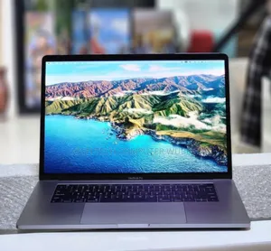 Photo - New Laptop Apple MacBook 2017 16GB Intel Core I7 SSD 512GB