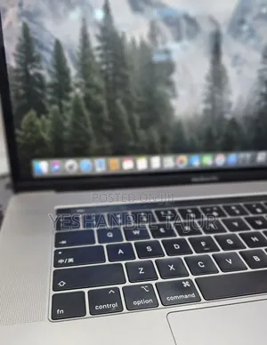 New Laptop Apple MacBook Pro 2019 16GB Intel Core I9 SSD 512GB