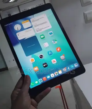 New Apple iPad 10.2 (2020) 64 GB Pink