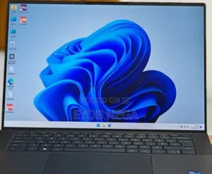 Photo - New Laptop Dell Precision 5570 16GB Intel Core I7 SSD 512GB