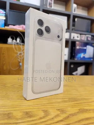 New Apple iPhone 17 Pro Max 256 GB Silver