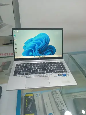 New Laptop HP EliteBook 840 G8 16GB Intel Core I7 SSD 512GB