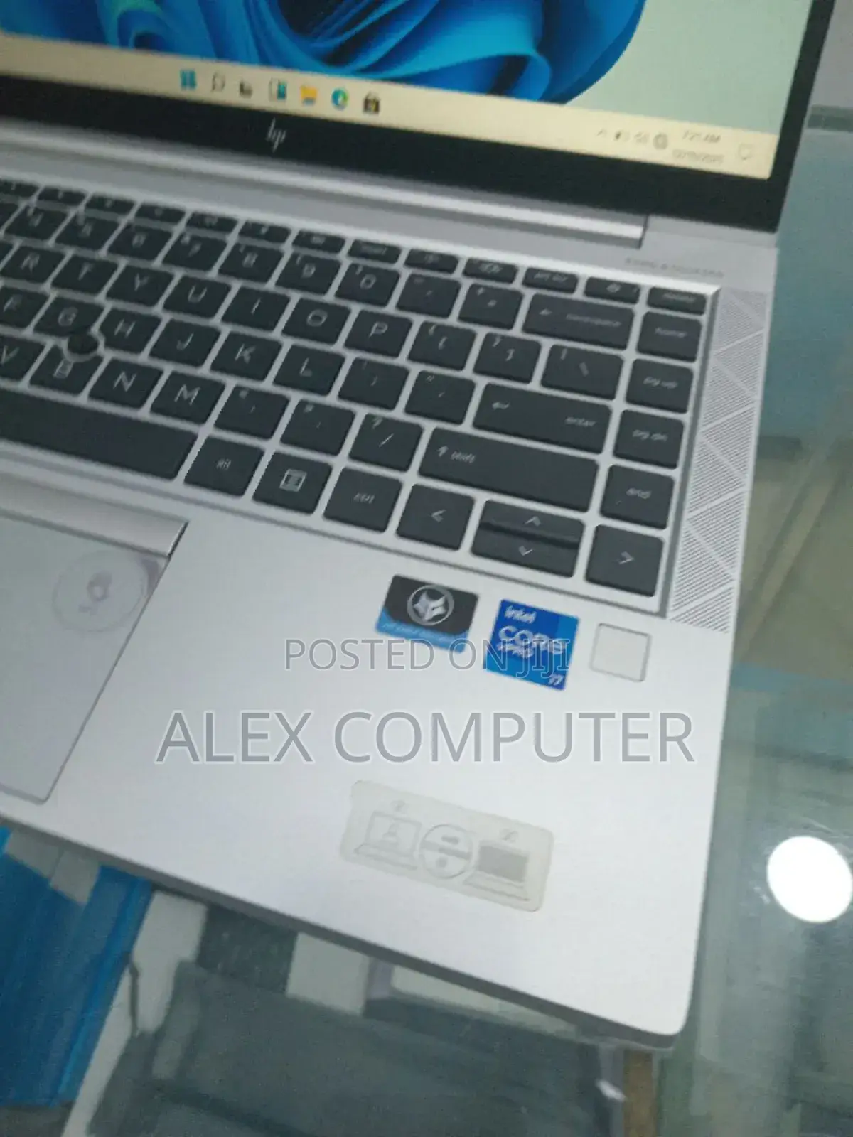 New Laptop HP EliteBook 840 G8 16GB Intel Core I7 SSD 512GB