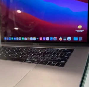 Laptop Apple MacBook Pro 2016 16GB Intel Core I5 SSD 256GB