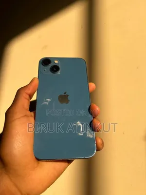 Photo - Apple iPhone 13 128 GB Blue