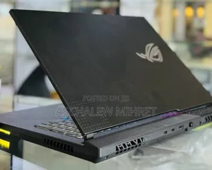 New Laptop Asus ROG Strix G17 16GB AMD Ryzen 7 SSD 1T