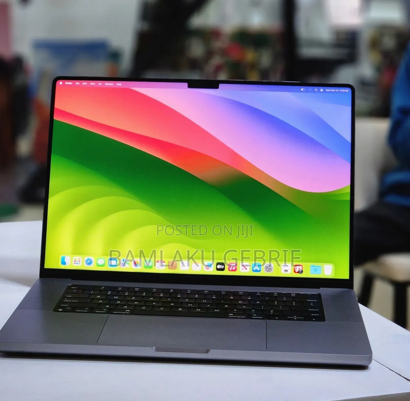 New Laptop Apple MacBook Pro 2021 M1 32GB Apple M1 Max SSD 512GB