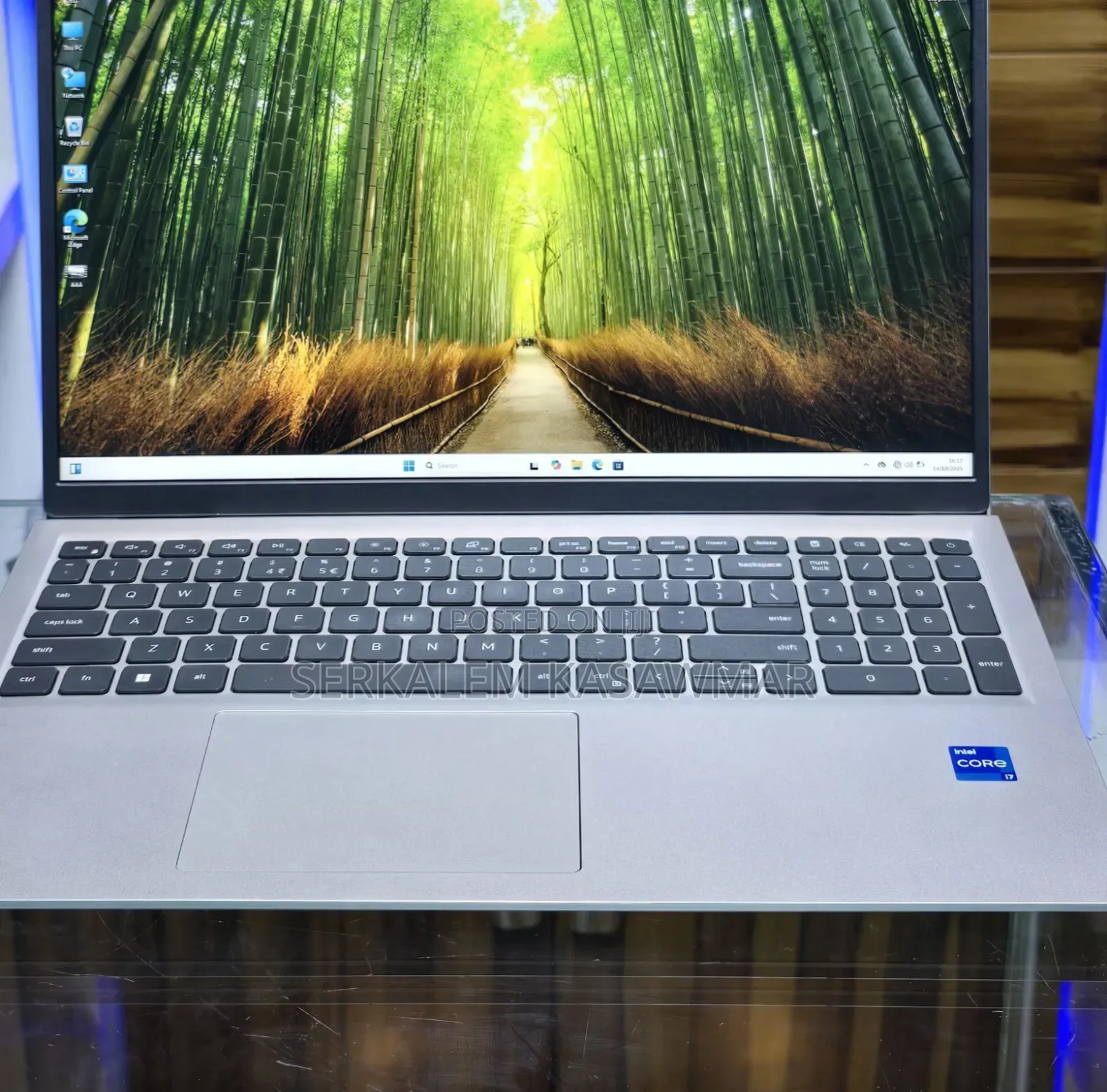 New Laptop Dell Inspiron 15 16GB Intel Core I7 SSD 512GB