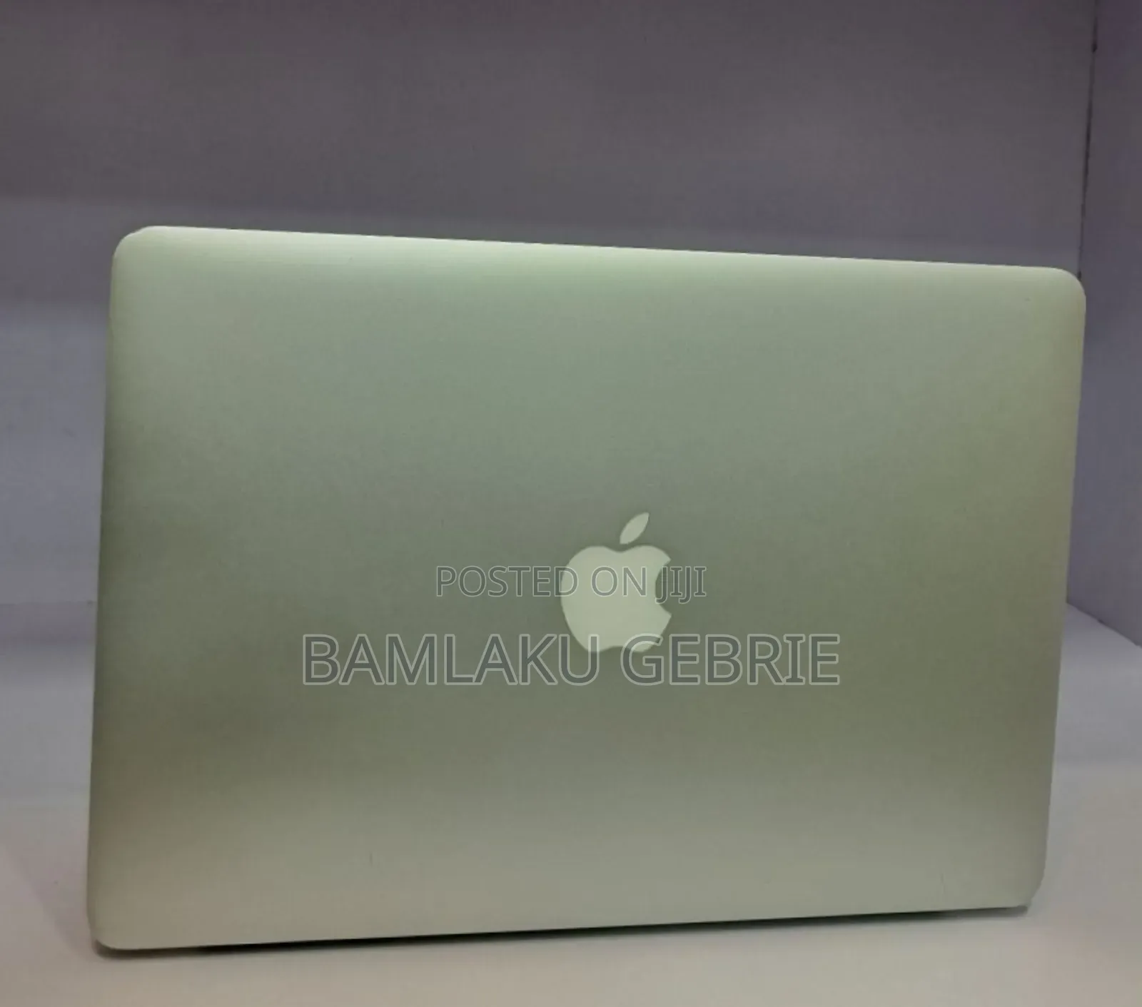 New Laptop Apple MacBook Air 2012 4GB Intel Core I5 SSD 60GB