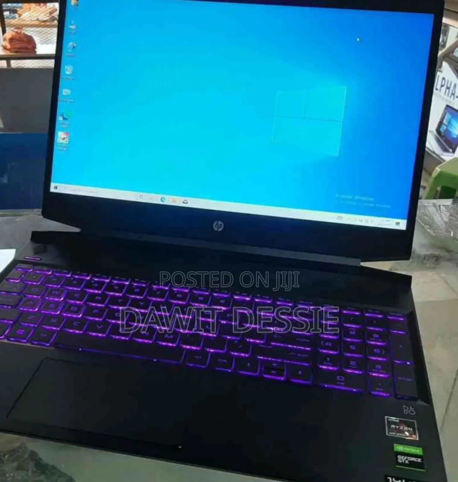 New Laptop HP 8GB AMD Ryzen 5 SSD 512GB