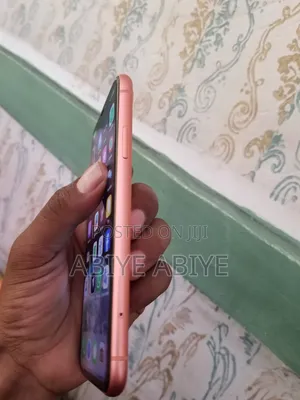 Apple iPhone XR 64 GB Pink