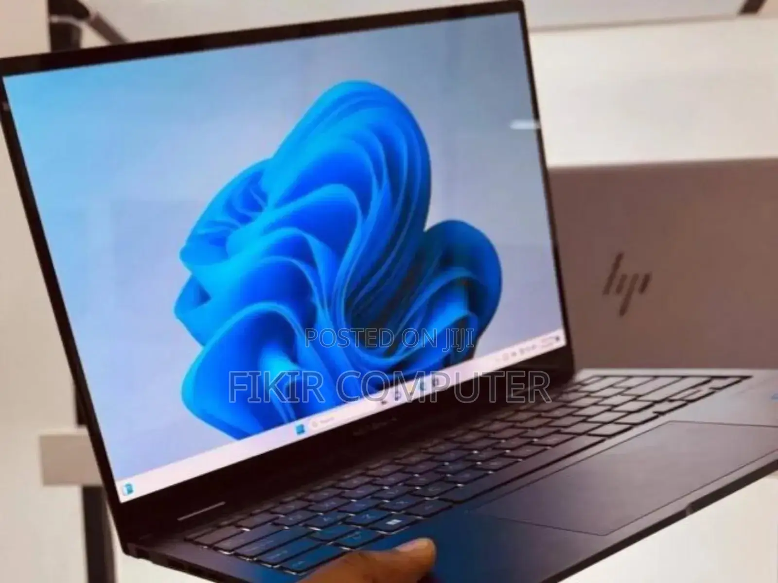 New Laptop Asus Zenbook 14 UX434 16GB Intel Core I7 SSD 512GB