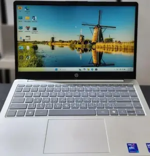 New Laptop HP Stream Notebook 16GB Intel Core Ultra 7 SSD 1T