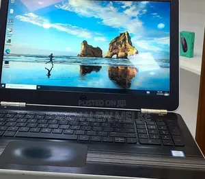 Photo - Laptop HP Pavilion 15 8GB Intel Core I5 SSD 1T