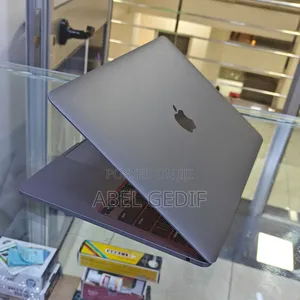 New Laptop Apple MacBook Pro 8GB Apple M2 SSD 256GB