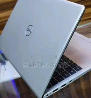 New Laptop Dell Inspiron 15 16GB Intel Core I7 SSD 512GB