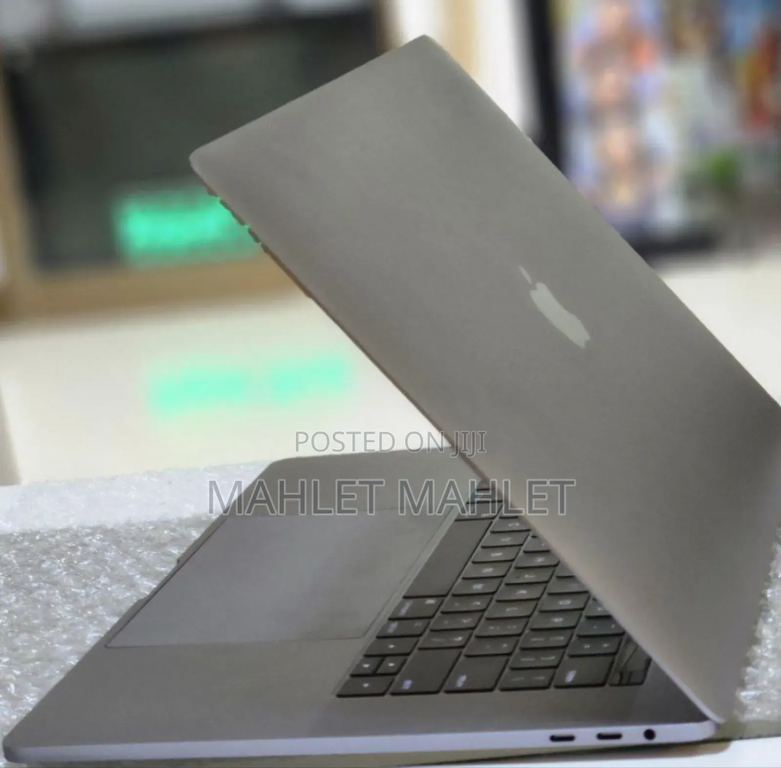 New Laptop Apple MacBook Pro 16GB Intel Core I7 SSD 512GB