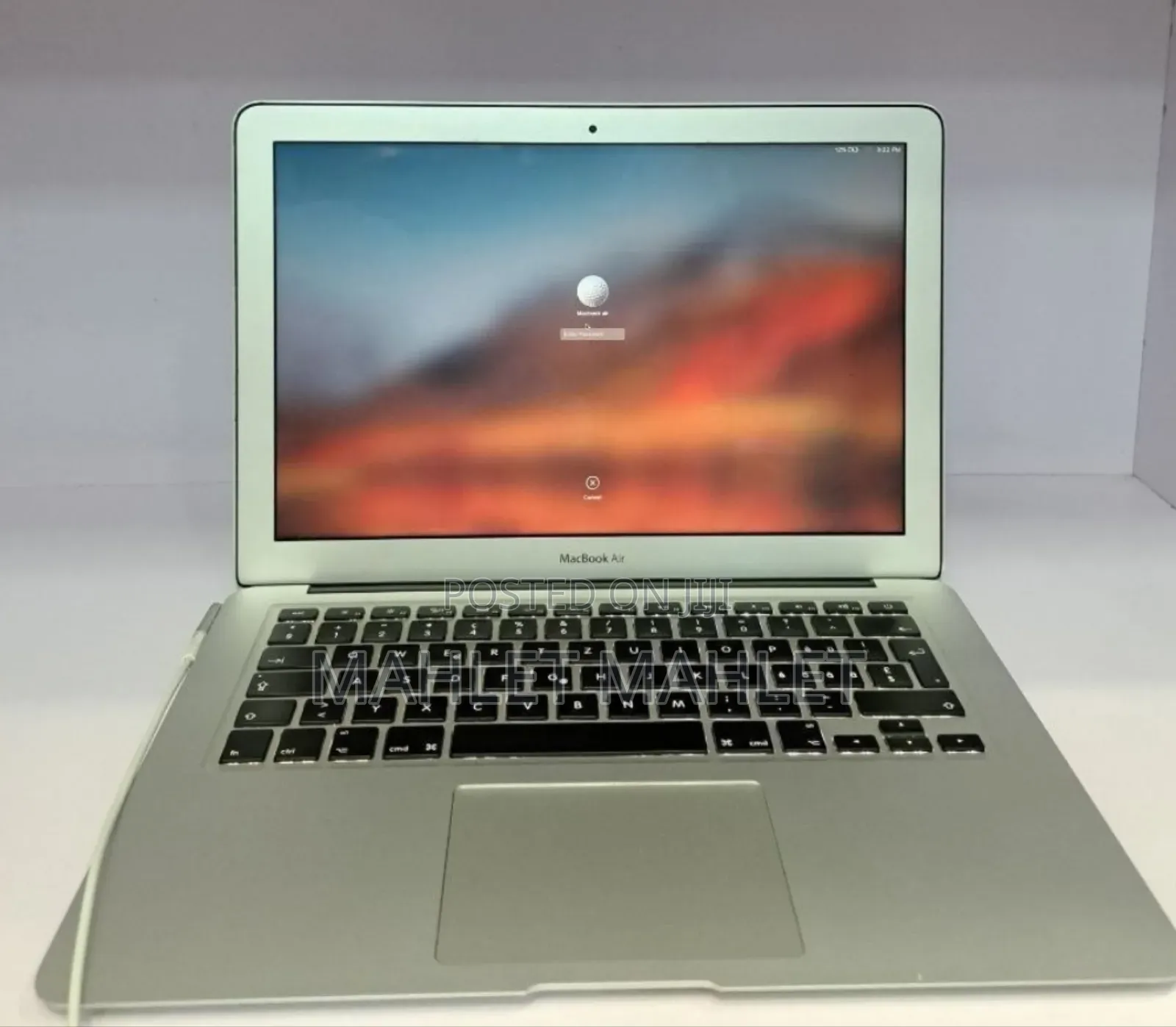New Laptop Apple MacBook Air 2012 4GB Intel Core I5 SSD 320GB