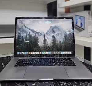 New Laptop Apple MacBook Pro 2019 16GB Intel Core I9 SSD 512GB