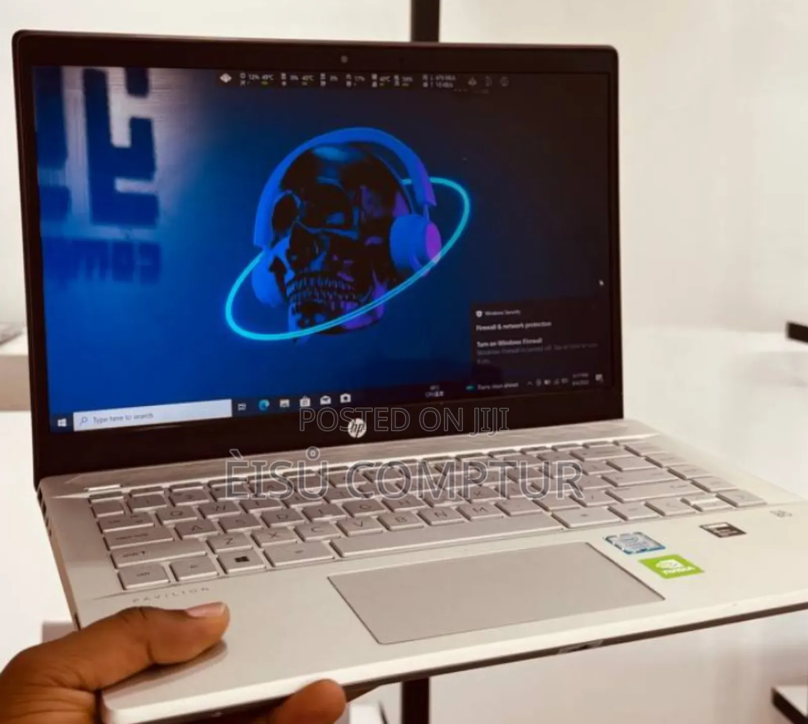 New Laptop HP Pavilion 15 8GB Intel Core I5 SSD 256GB