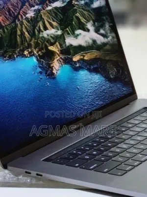 New Laptop Apple MacBook Pro 2017 16GB Intel Core I7 SSD 512GB