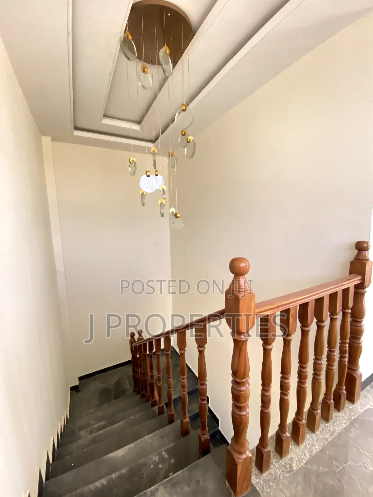 4bdrm Villa in Nifas Silk-Lafto for rent