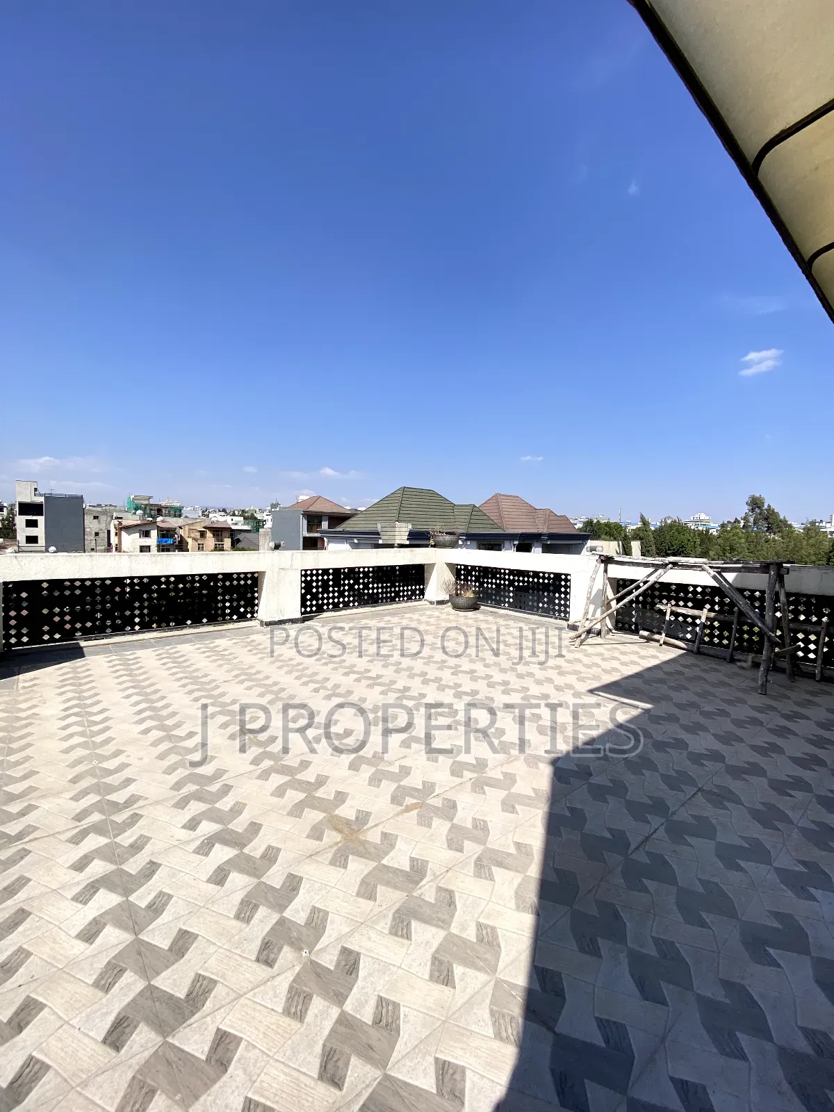 4bdrm Villa in Nifas Silk-Lafto for rent