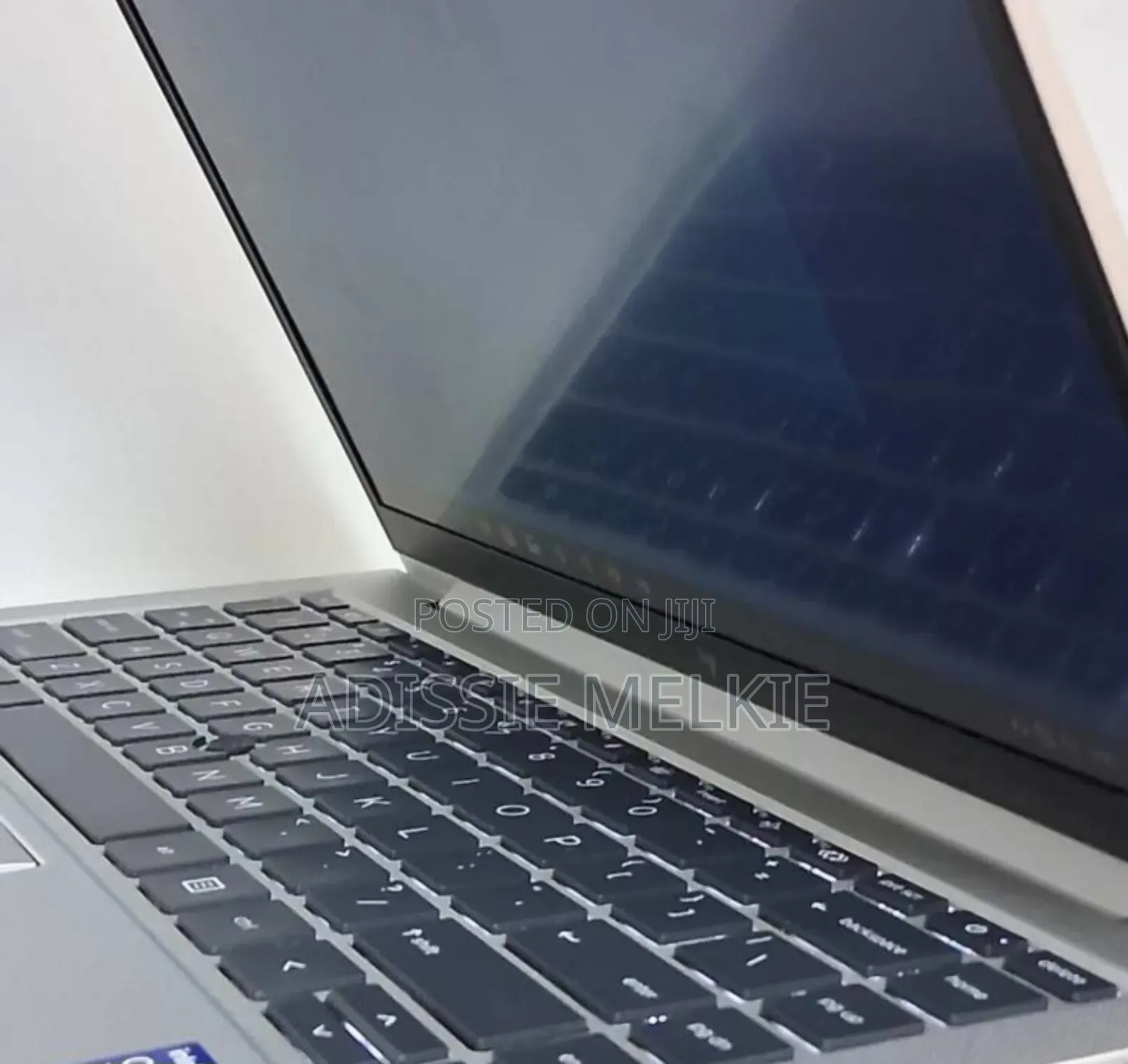 New Laptop HP EliteBook 840 G8 16GB Intel Core I7 SSD 512GB