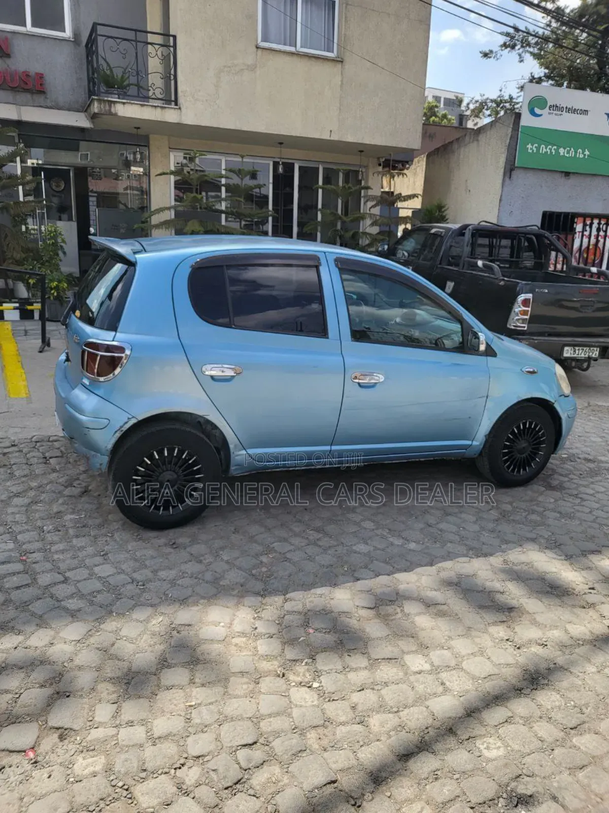Toyota Vitz 2003 Blue