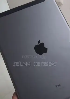 Photo - New Apple iPad 10.2 (2021) 64 GB