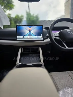 BYD Yuan Up 2025 Silver